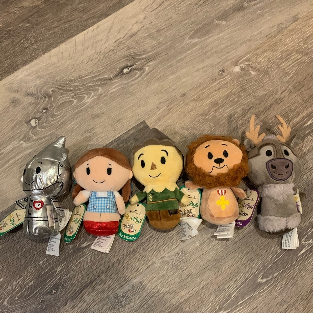 ITTY BITTY CHARACTERS